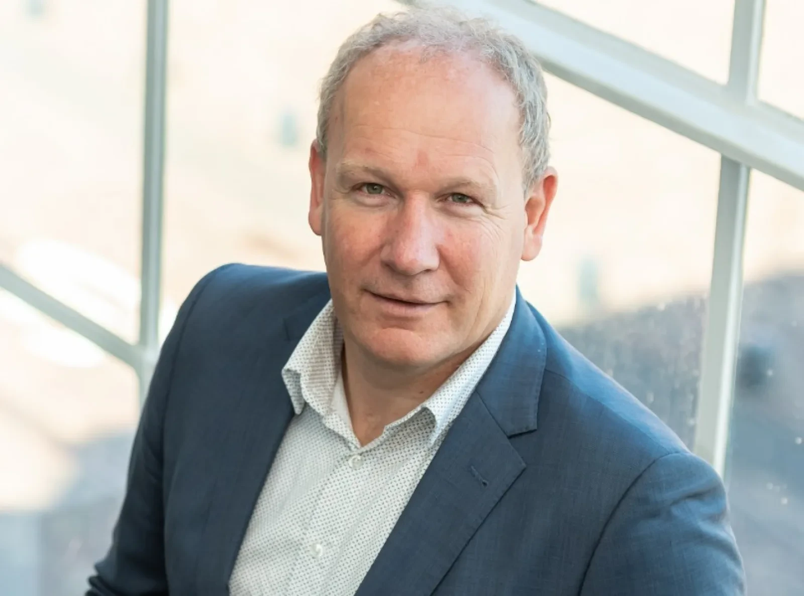 “Nederlandse deel Noordzee heeft meer gas dan gedacht” – maar hoe zit dat? Element NL ging in gesprek met René Peters van TNO
