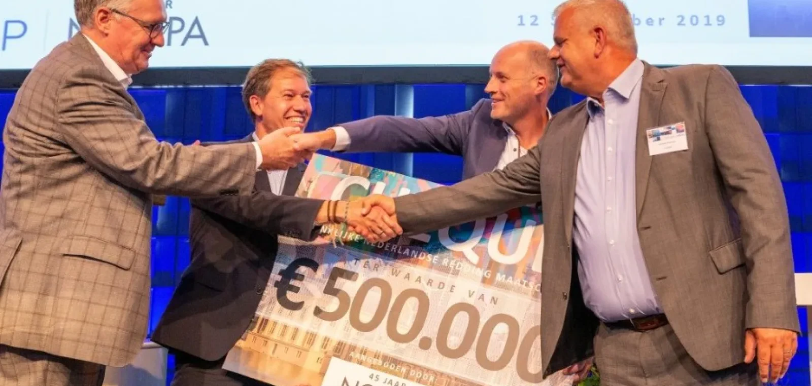 Nederlandse olie- en gassector blijft KNRM jaarlijks ondersteunen